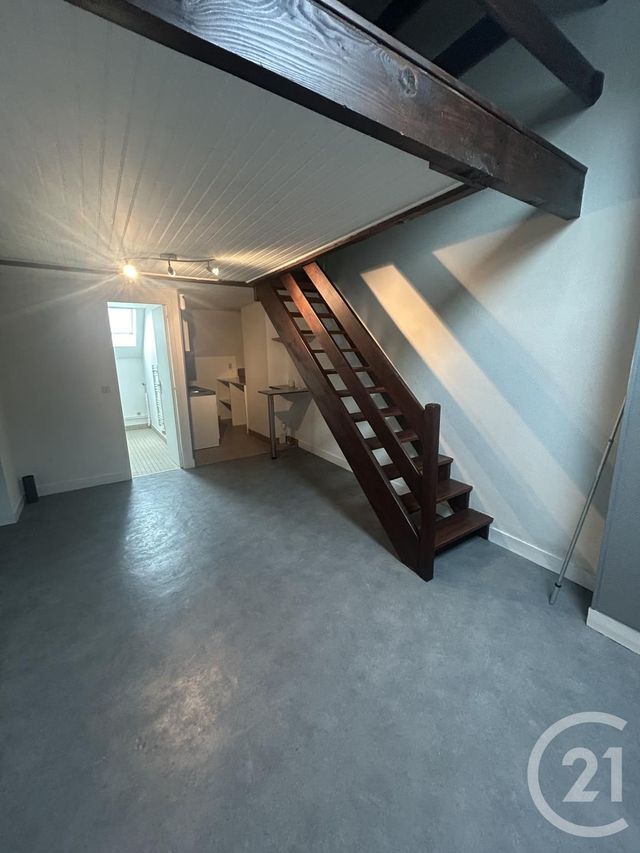 Appartement F1 à louer - 1 pièce - 28.53 m2 - NEMOURS - 77 - ILE-DE-FRANCE - Century 21 Cottage Immobilier